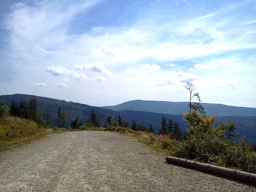 Na stokówce/szutrostradzie