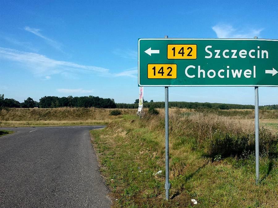 DW 142 za Storkówkiem