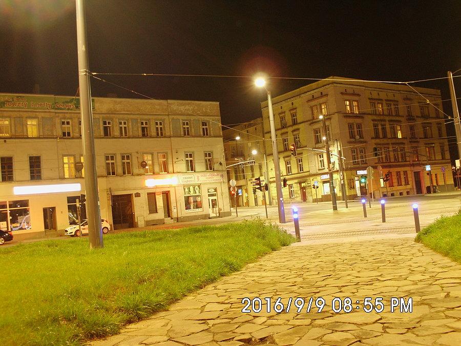 W ciepły letni wieczór na chorzowskim Rynku