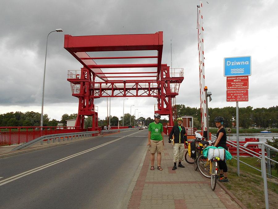 Zwodzony most w Dziwnowie