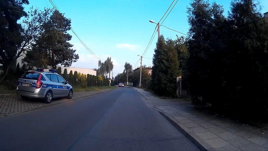 A po grzyba policja w tym miejscu - zabłądzili