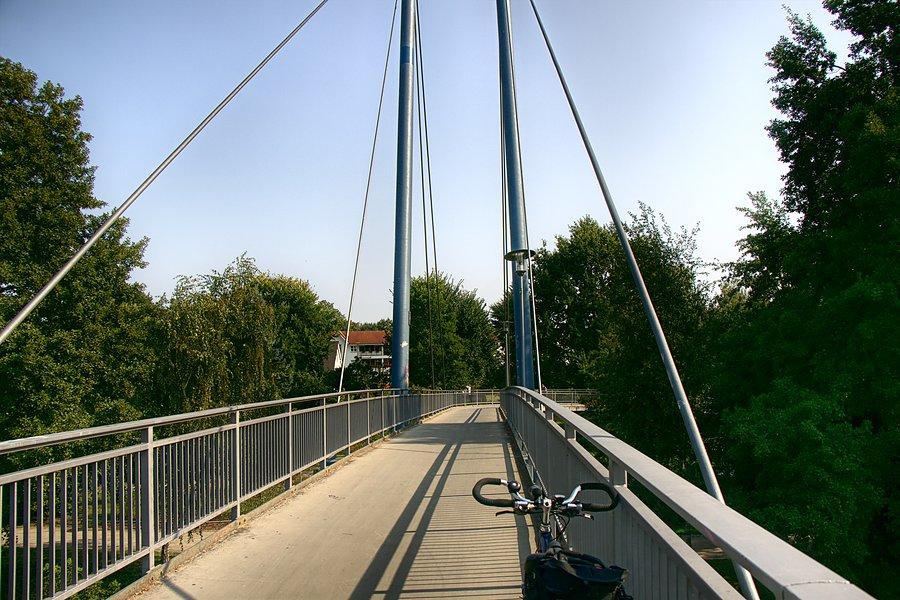 Estakada rowerowa nad Szprewą