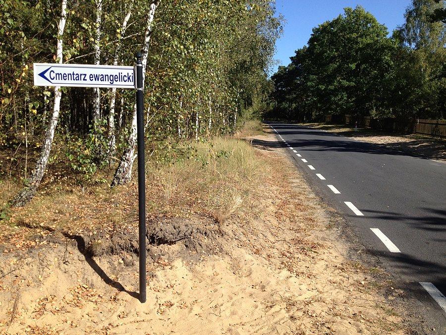 Piłka - stary cmentarz ewangelicki