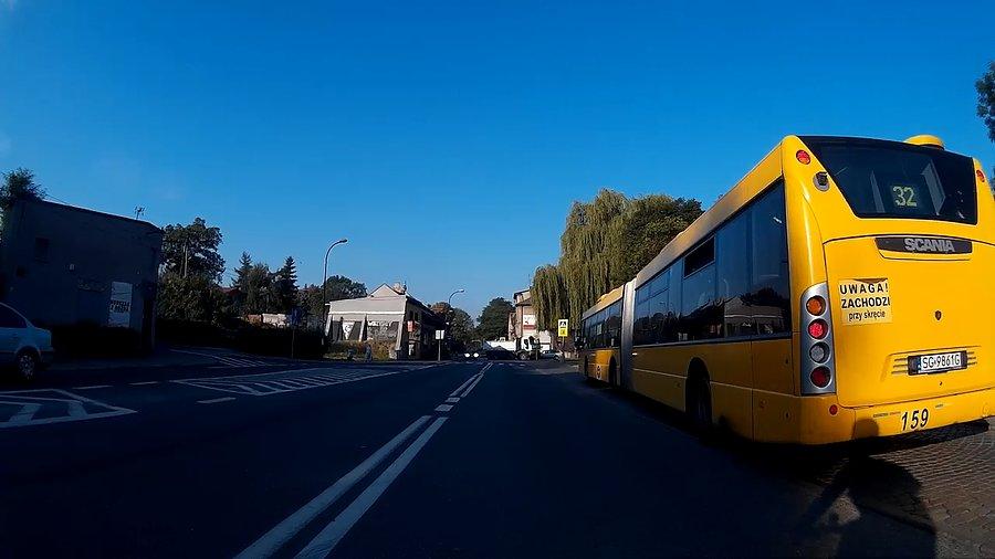 Autobus linii 32... dobry kilometr za nim jechałem