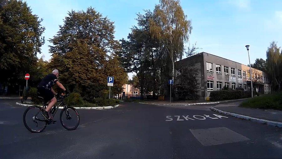 Przy akademikach na Ligocie