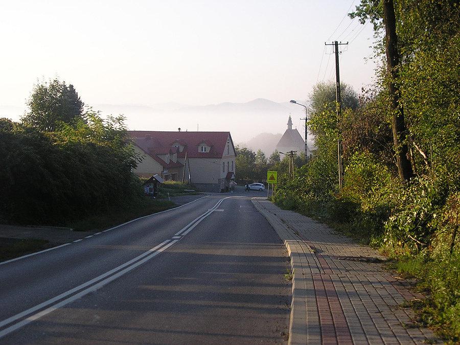 Dziekanowice. Zjazd w mgły