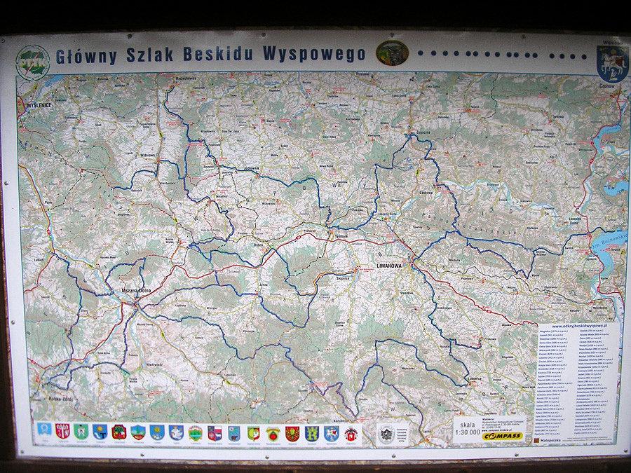 Szlak ma dość pokrętny przebieg