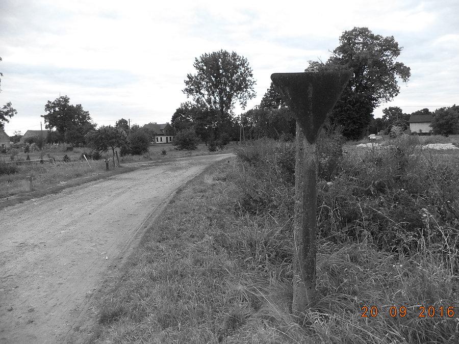 Rachitycznie, archaicznie