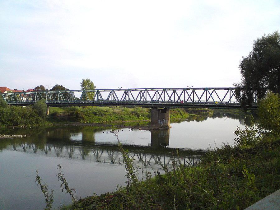 Odra i most w Oławie