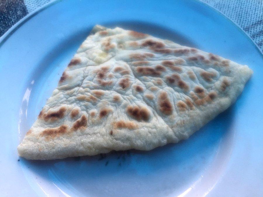 Chaczapuri w chatce w górah