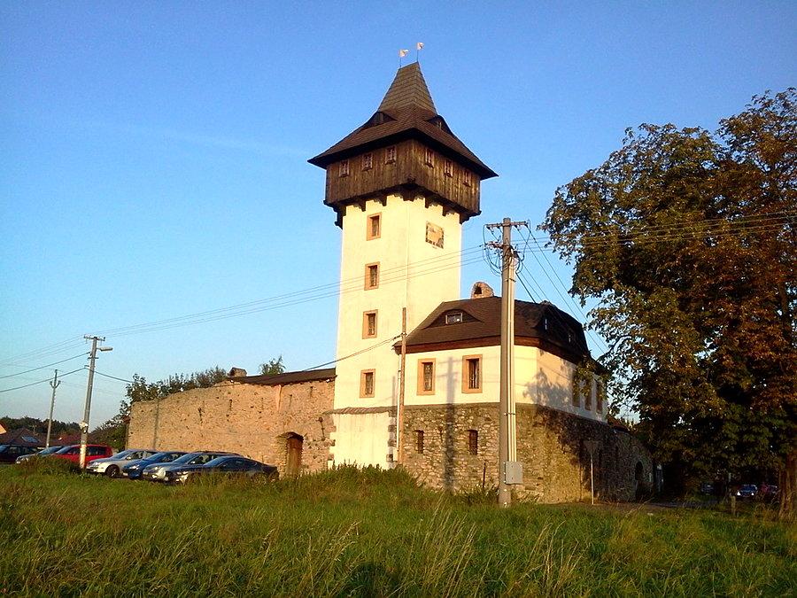 Frydek, Penzion hrad
