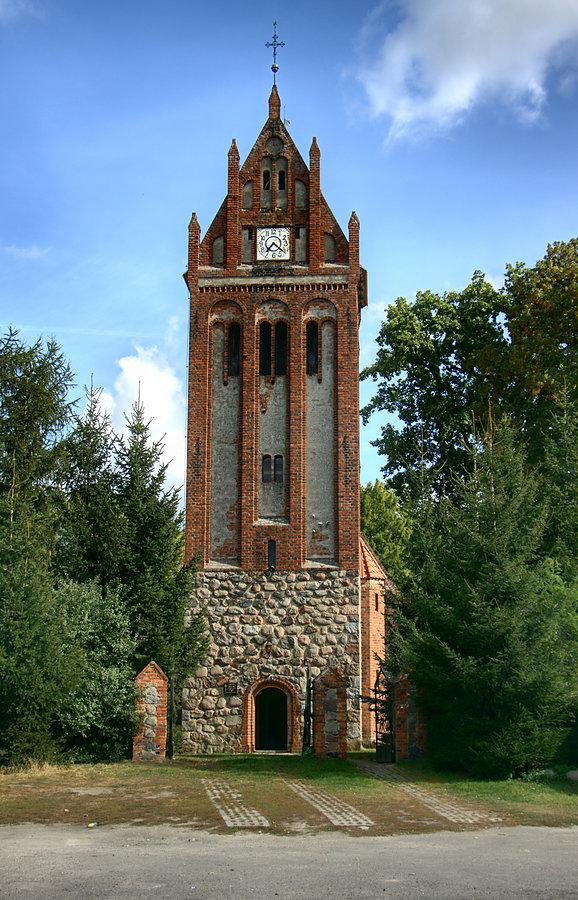 Kościół w Pęzinie