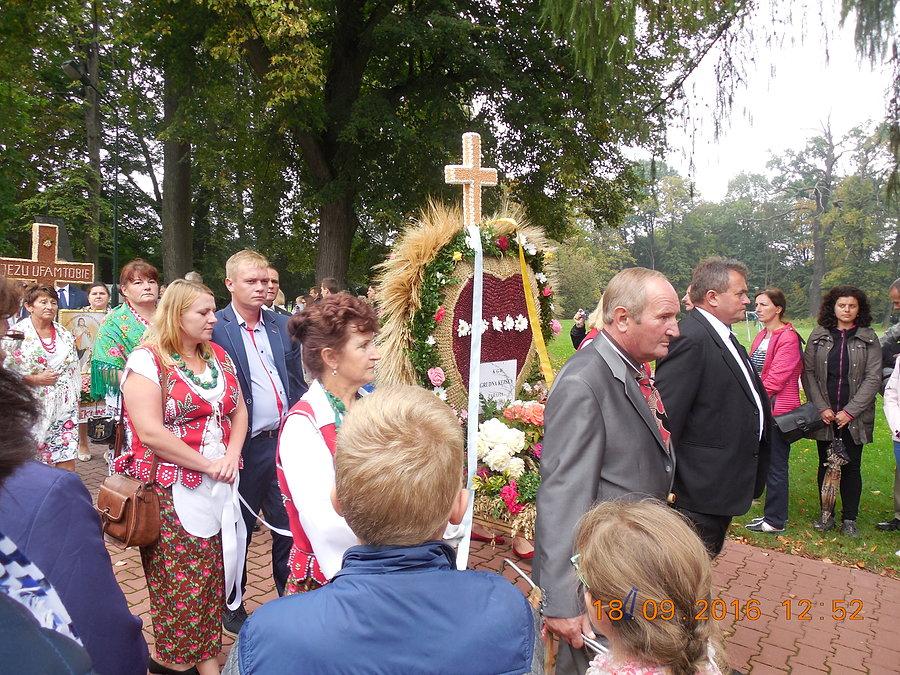 Wieńce dożynkowe