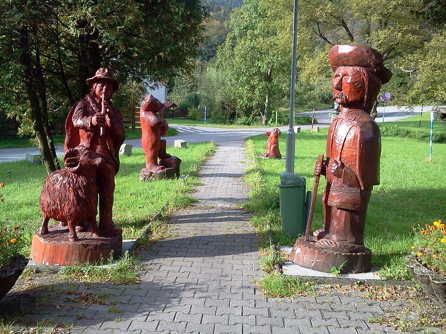 Tam też kiesi byli zbóje