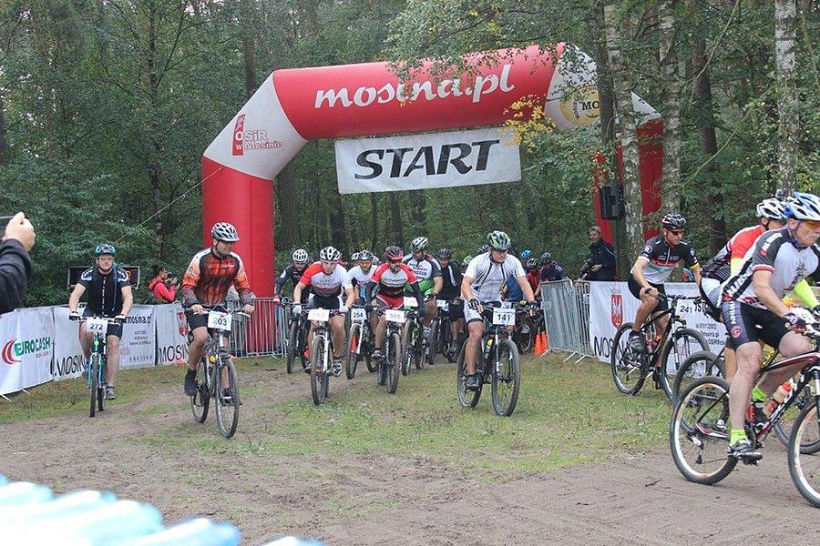 Start niestety z tyłów i cała naprzód !