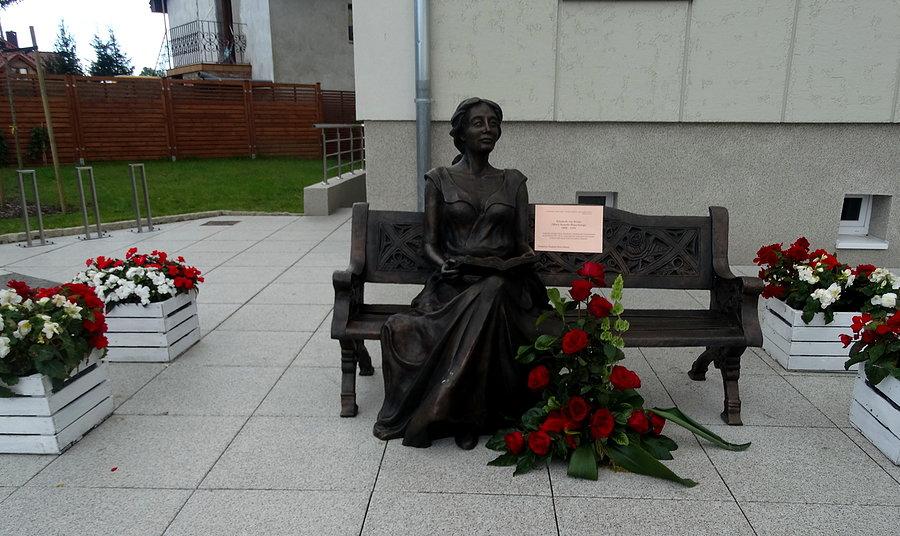 Dobra - pomnik Elisabeth von Arnim