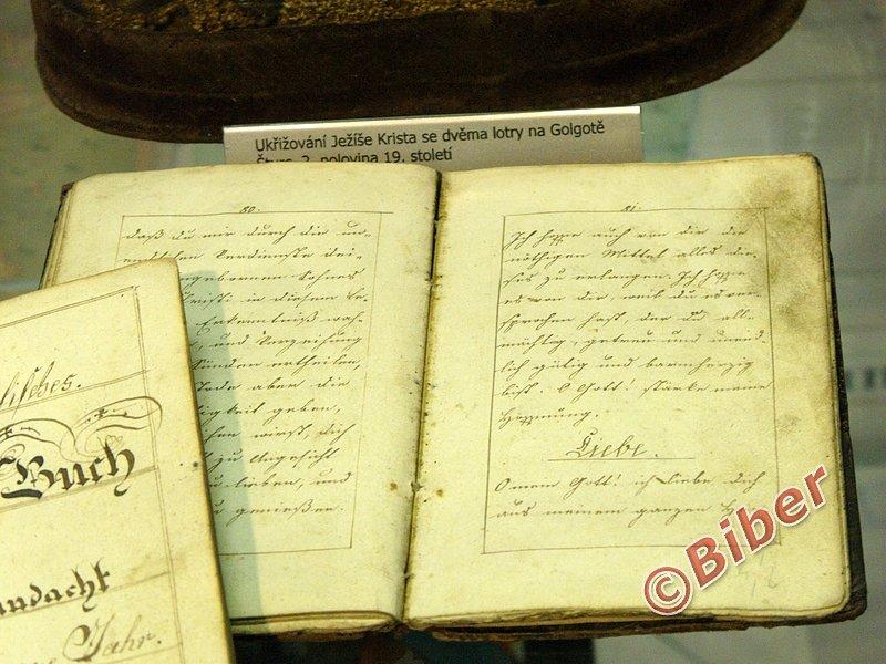 Nový Jičín - muzeum - ręcznie pisane modlitewniki