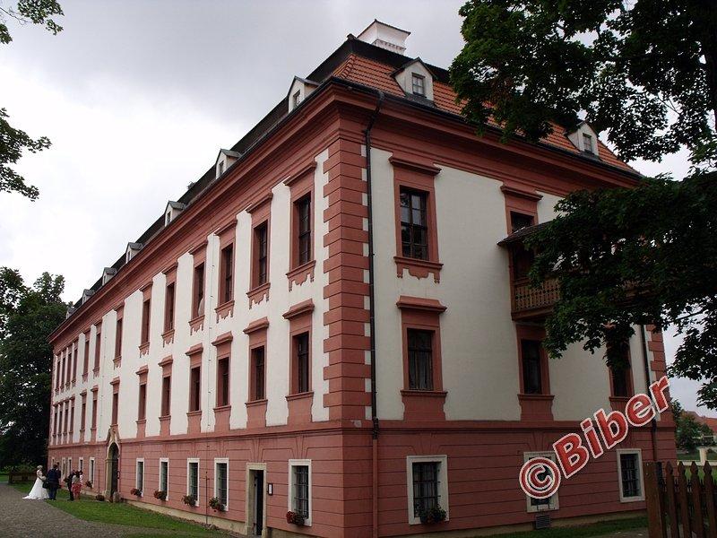 Kunin - pałac