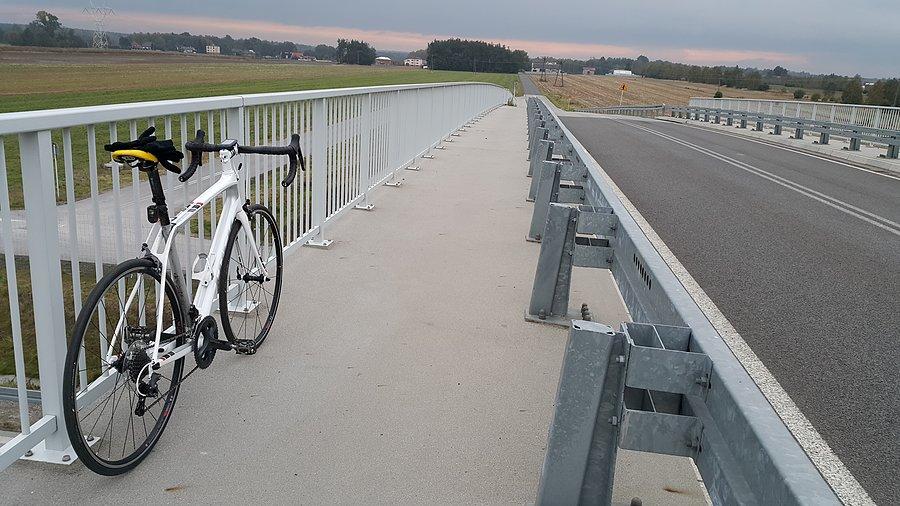 Trek Domane 5.2 i zachód słońca