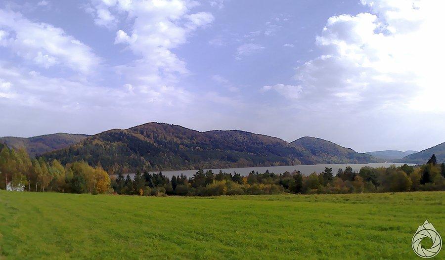 Nad jeziorem