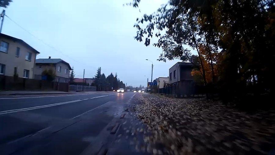 Chyba najbardziej paskudny kawałek DDRki, błoto, woda, liście