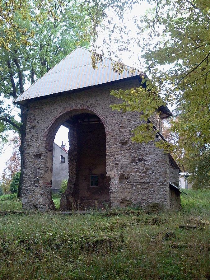 Ruiny kościoła
