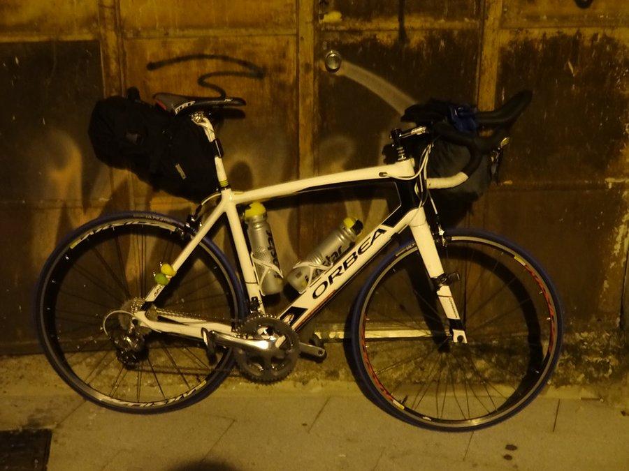 Gotowy 2.00 / Ready to go 2.00 a.m