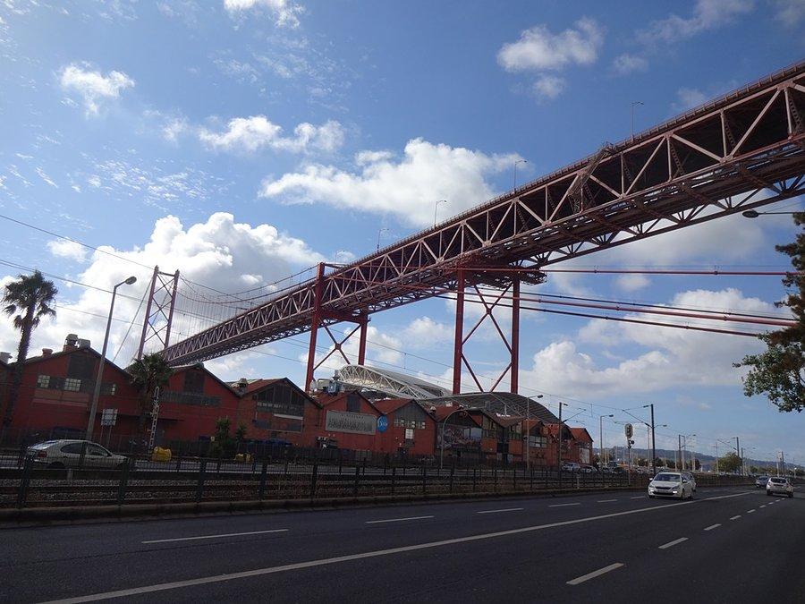 Most 25 Kwietnia / 25th of April Bridge