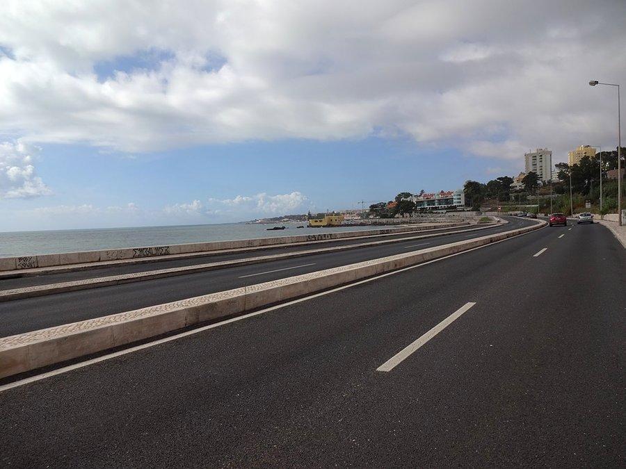Rocky Road to Cabo de Roca