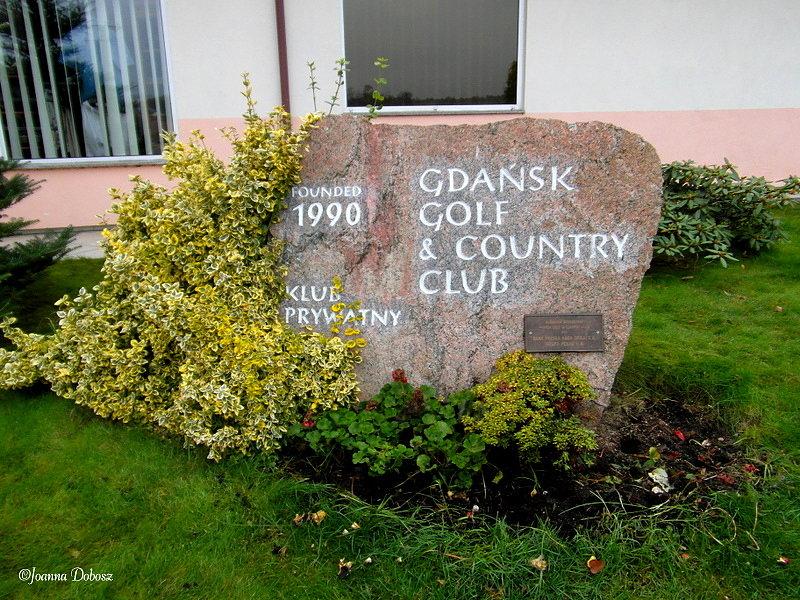 Pole golfowe w Postołowie