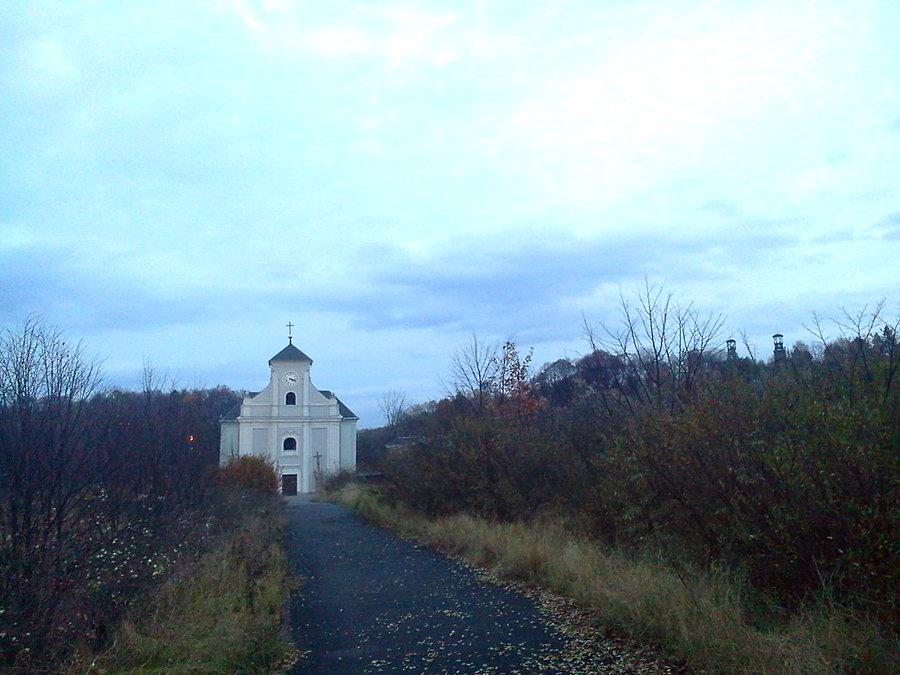 Krzywy kośció i wieże szybowe Gabrieli