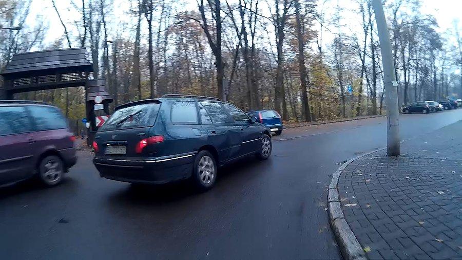 SL 73163 - Tak niewiele brakowało a przefasonowałby siebie drugi bok
