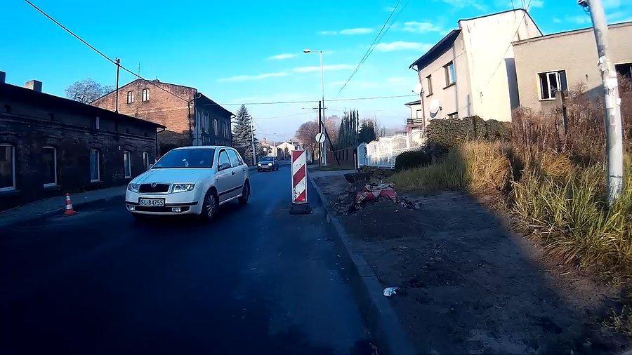W zasadzie to mógłbym się czepić... to wymuszenie pierwszeństwa