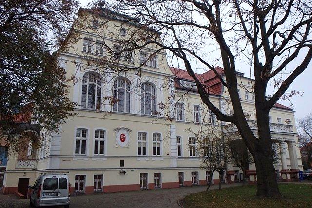 Zabytkowy budynek Starostwa Powiatowego w Wągrowcu