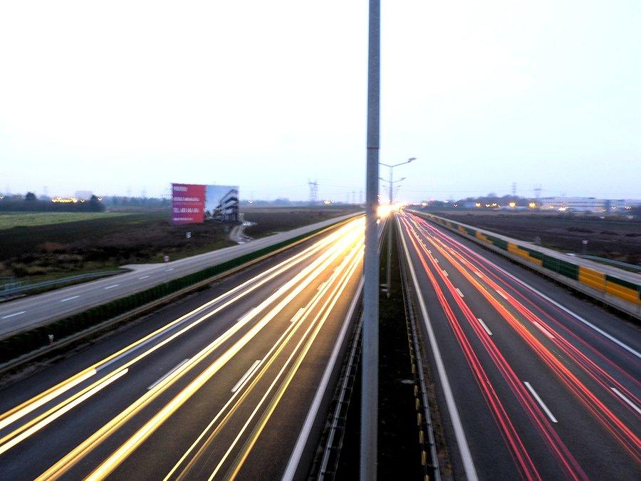 Tradycyjna już fota z wiaduktu nad S8