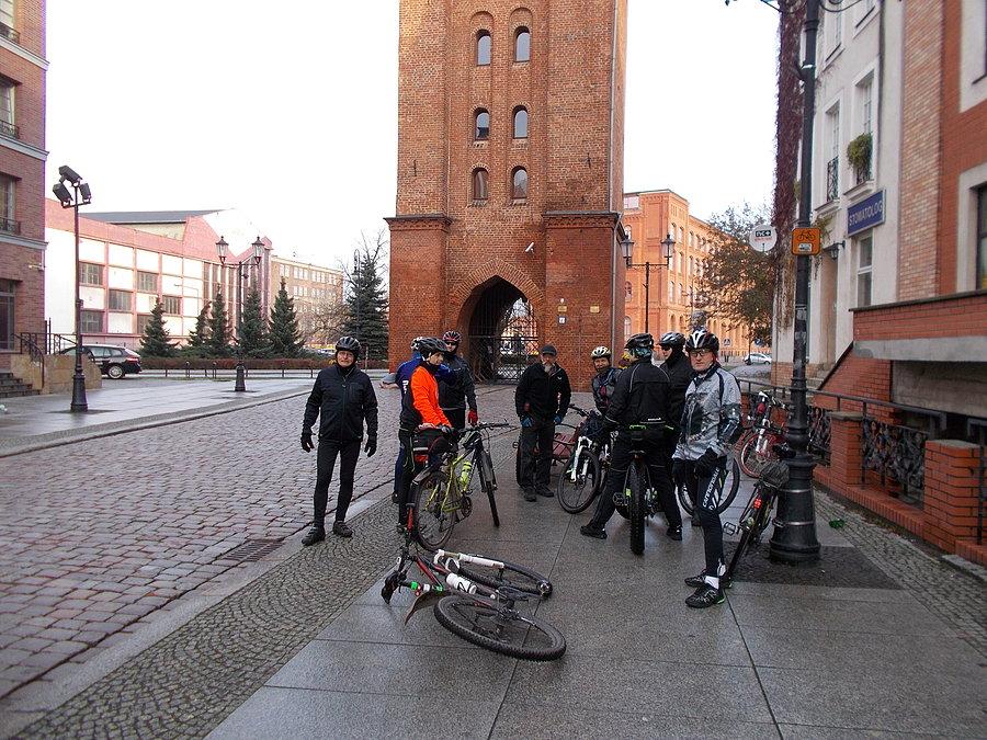 Pod Piekarczykiem zbierają się bikerzy maści wszelakiej