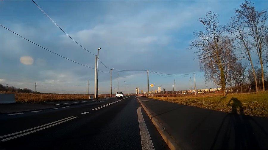 Drogi gdzieniegdzie puste ;)