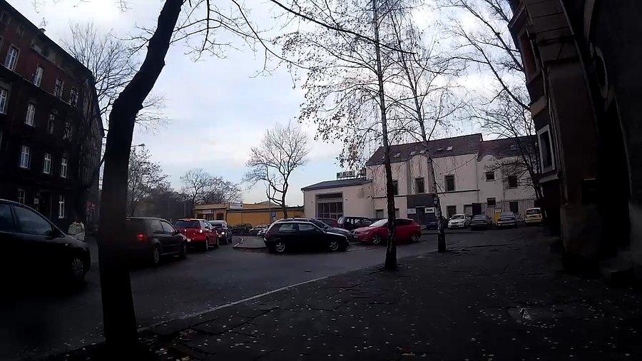 Coś musieli namieszać, w tym miejscu raczej nie zdarzały się korki