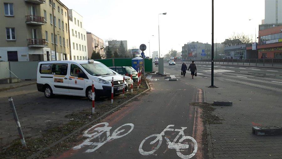 Górczewska - zagrodzona droga rowerowa