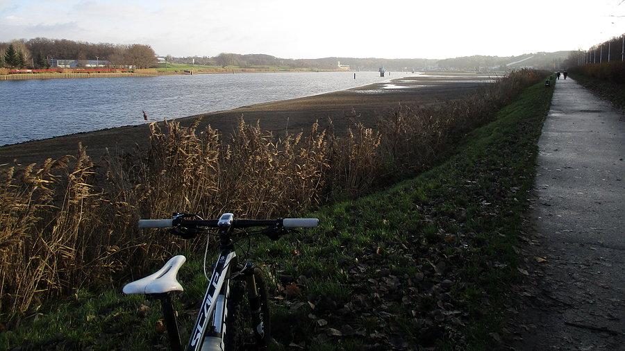 Nad Maltą spuszczają wodę w czteroletnim cyklu