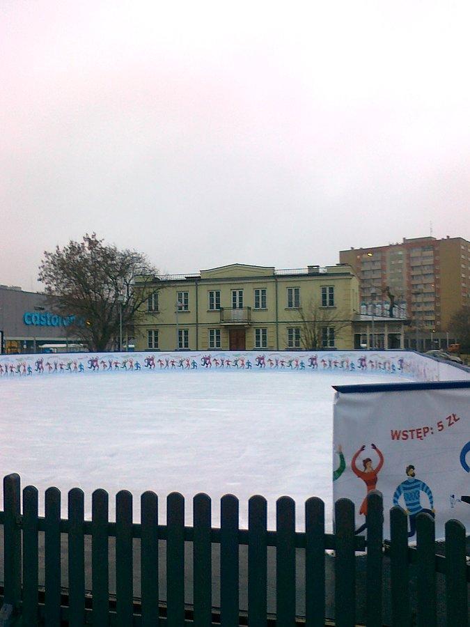 Lodowisko przy Wola Parku