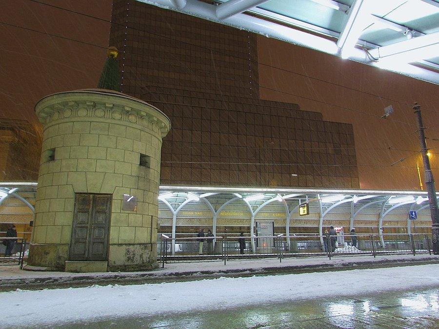 Gruba Kaśka, Błękitny Wieżowiec i śnieżny poranek