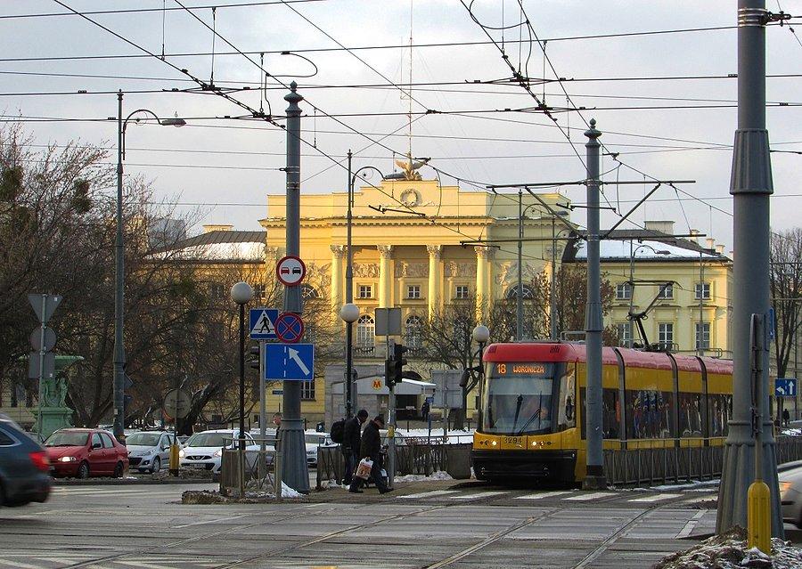 Pałac Mostowskich i osiemnastka