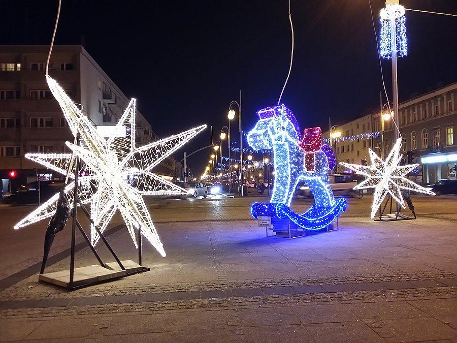 "Konik. Z drzewa koń na biegunach" I