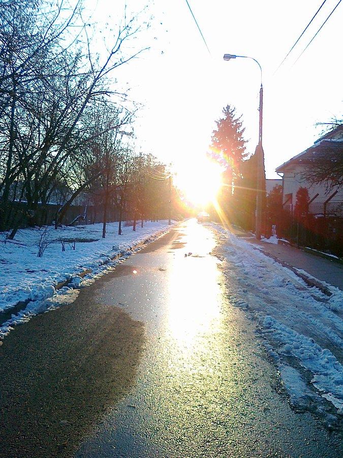 Ulica Dostępna i naturalne odśnieżanie
