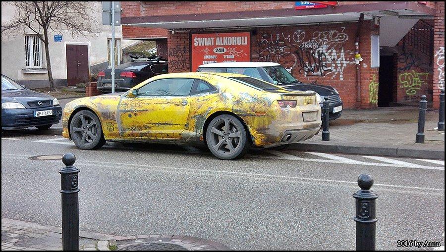 Kamuflaż przed brudem czy brud?