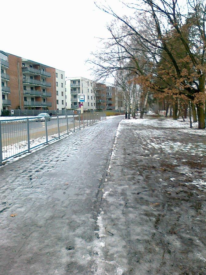 Ddr na Kocjana. Ani jechać ani iść się nie dało, nawet po trawniku było trudno,