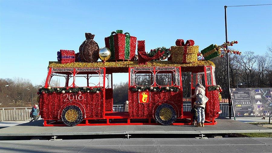 Świąteczny autobus