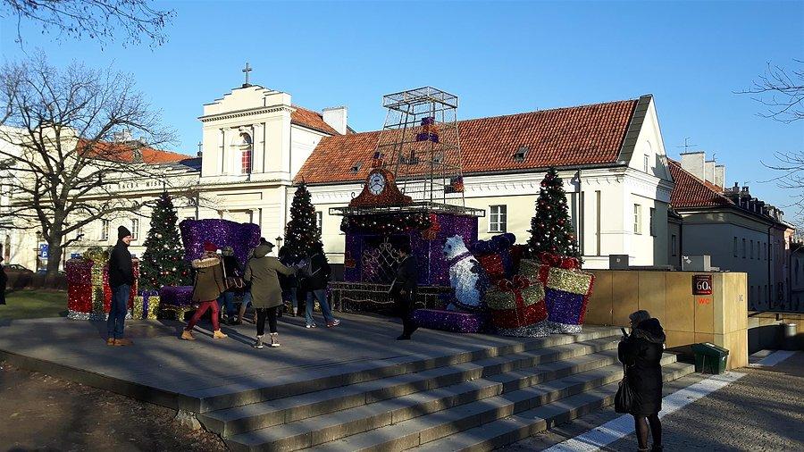 Dekoracja na Krakowskim Przedmieściu