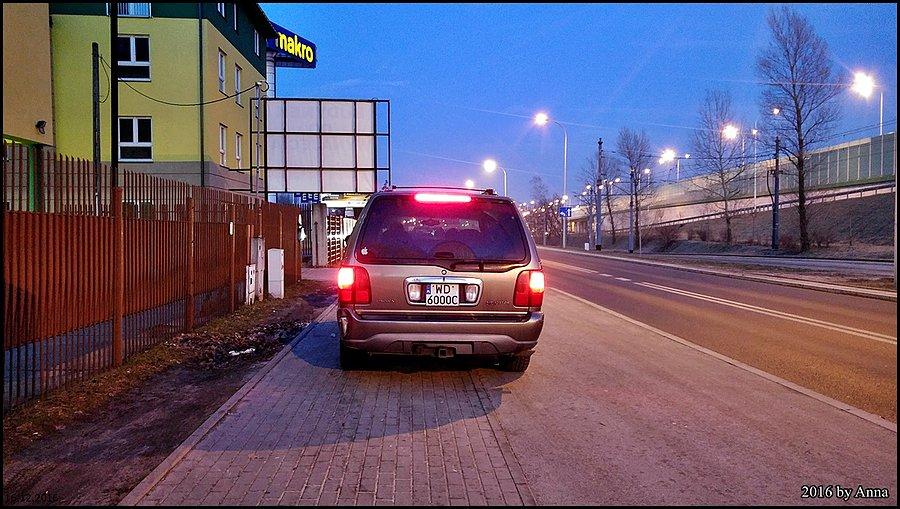 Nóż w kieszeni się otwiera